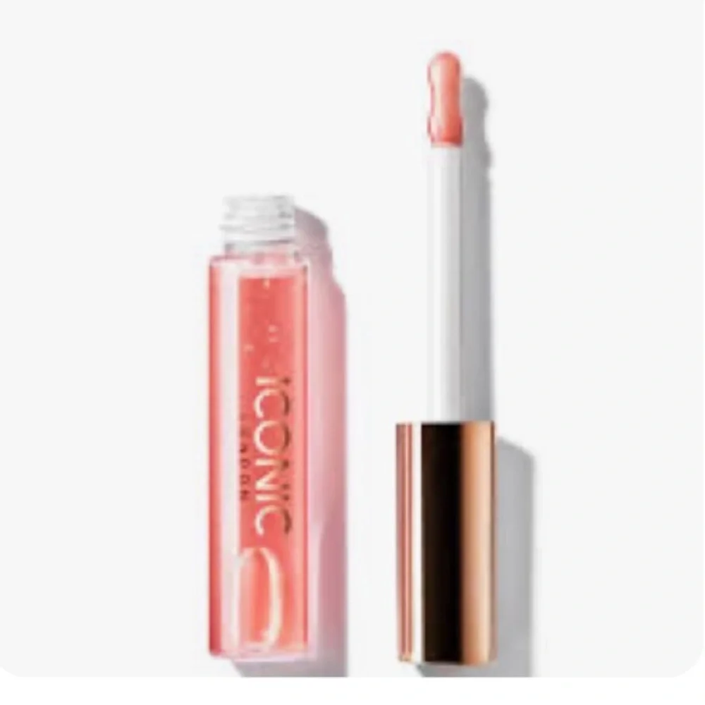 Iconic London Lip Gloss - She’s A Peach